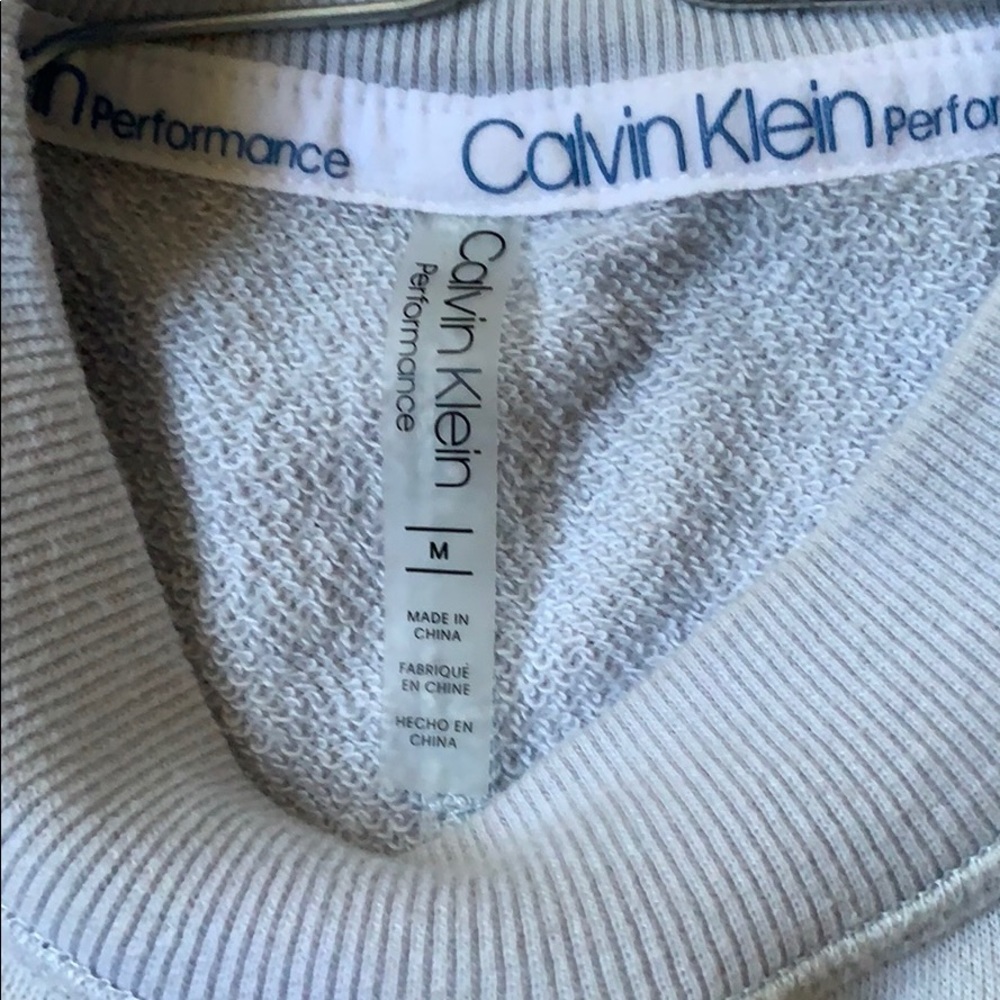 lilac calvin klein sweater - Picture 4 of 4